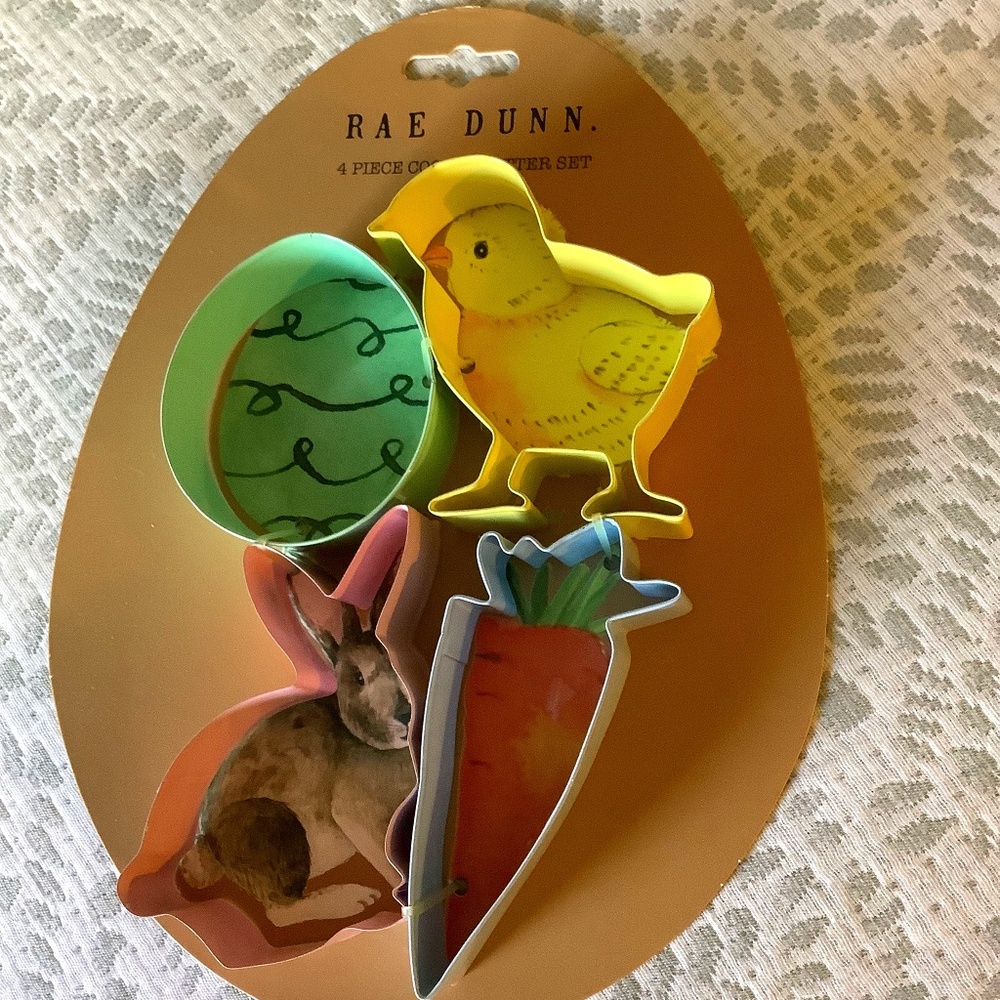 Rae Dunn Easter Cookie Cutter Set NWT